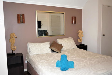 Osprey Holiday Village Unit 213 1 Bedroom - E Caravan Parks 3