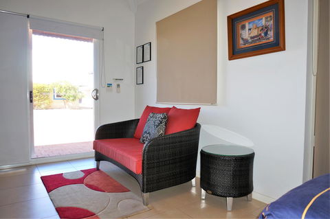 Osprey Holiday Village Unit 203 1 Bedroom - E Caravan Parks 6