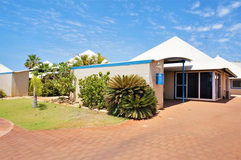 Osprey Holiday Village Unit 119 - E Caravan Parks 17