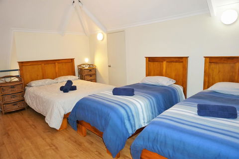 Osprey Holiday Village Unit 119 - E Caravan Parks 8