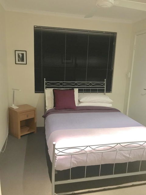 THE SANCTUARY LUXURY HOLIDAY HOME - E Caravan Parks 8