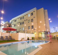 Perth City YHA - E Caravan Parks