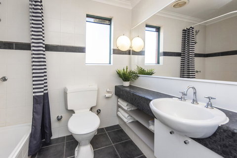 Subiaco Village - 34 - E Caravan Parks 10