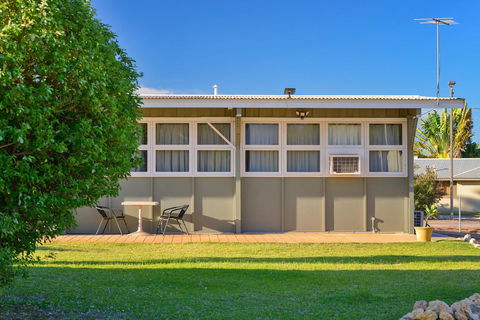 Getaway Villas Unit 389 - E Caravan Parks 6