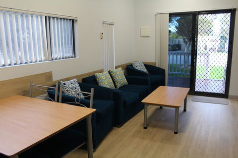 Mandurah Ocean Marina Chalets - E Caravan Parks 30