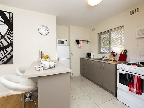 Style In Subiaco - E Caravan Parks 4