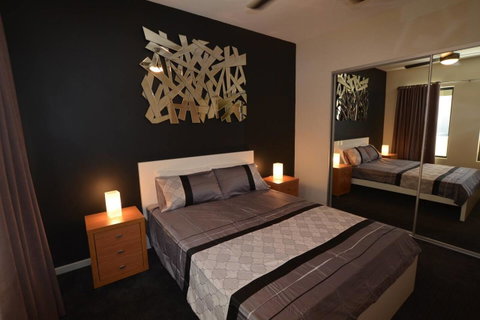 The Arcadia Apartment - E Caravan Parks 2