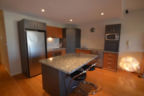 The Arcadia Apartment - E Caravan Parks 5