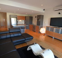 The Arcadia Apartment - E Caravan Parks