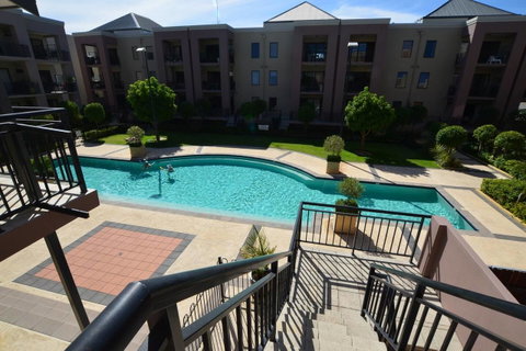 The Arcadia Apartment - E Caravan Parks 1