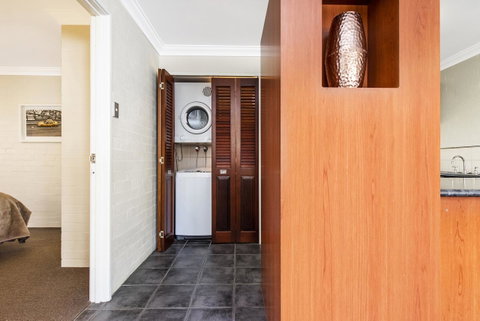 Subiaco Village 18 - E Caravan Parks 8