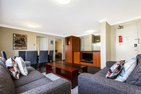 Subiaco Village 18 - E Caravan Parks 1