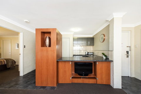 Subiaco Village 18 - E Caravan Parks 7