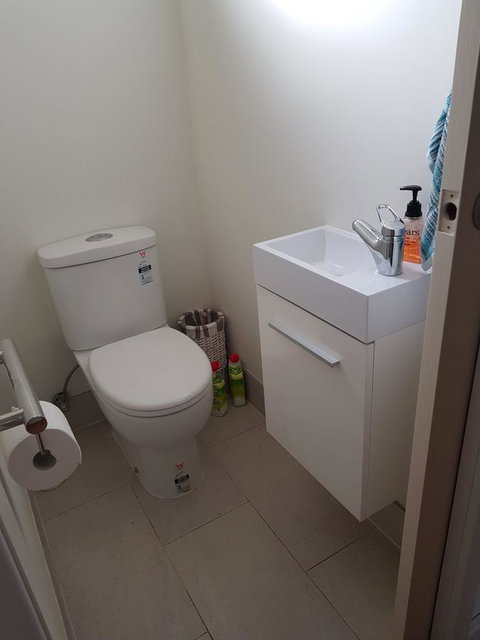 While Away Holiday Accommodation - E Caravan Parks 13