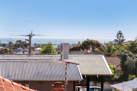 100 On South Callan Apartments - E Caravan Parks 20