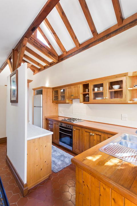 100 On South Callan Apartments - E Caravan Parks 3