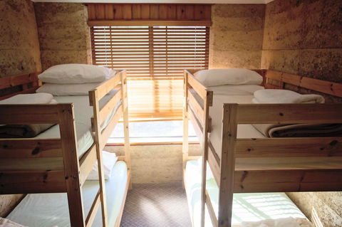 Hopetoun Motel & Chalet Village - E Caravan Parks 38