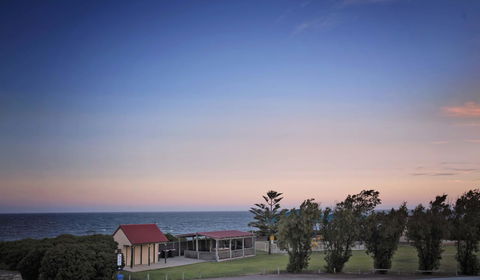 Hopetoun Motel & Chalet Village - E Caravan Parks 34