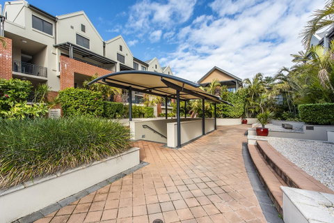 Subiaco Emporium Apartment - E Caravan Parks 10