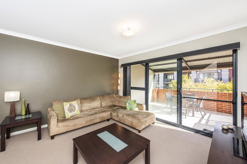 Subiaco Emporium Apartment - E Caravan Parks 13