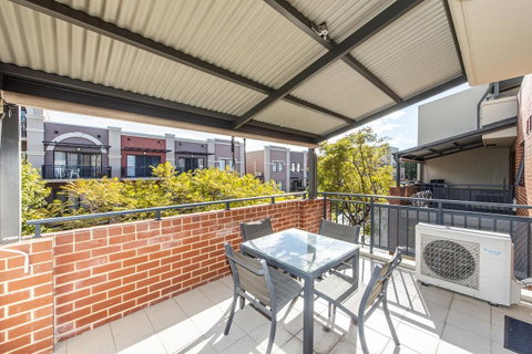 Subiaco Emporium Apartment - E Caravan Parks 1