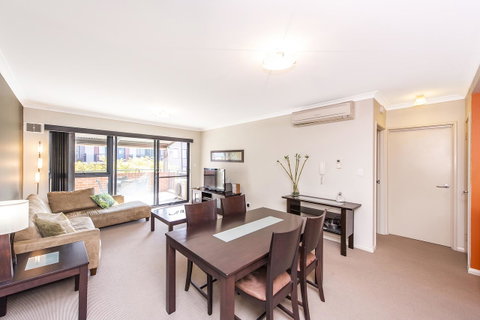 Subiaco Emporium Apartment - E Caravan Parks 26