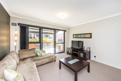 Subiaco Emporium Apartment - E Caravan Parks 15