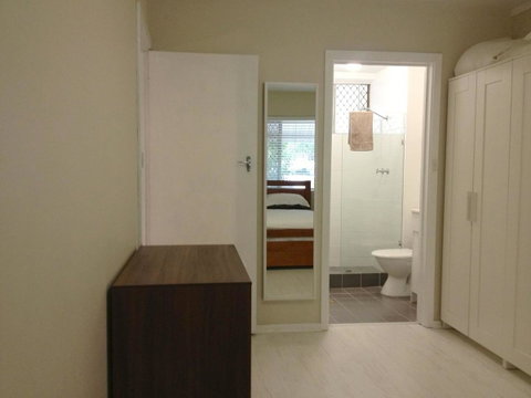Townshend Rd - E Caravan Parks 13