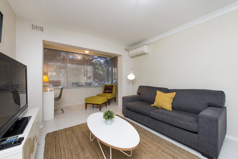 Townshend Rd - E Caravan Parks 41