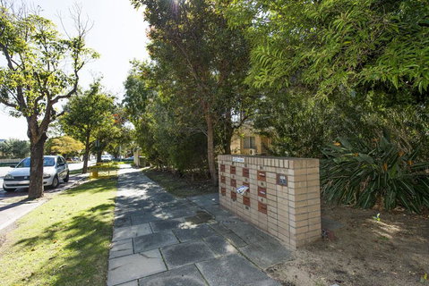 Townshend Rd - E Caravan Parks 34