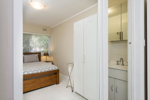Townshend Rd - E Caravan Parks 22