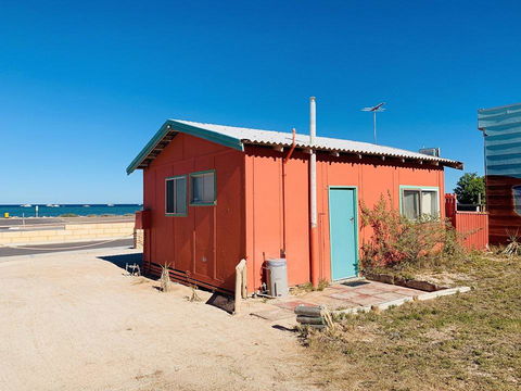Shark Bay Cottages - E Caravan Parks 39