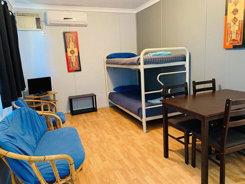 Shark Bay Cottages - E Caravan Parks 19