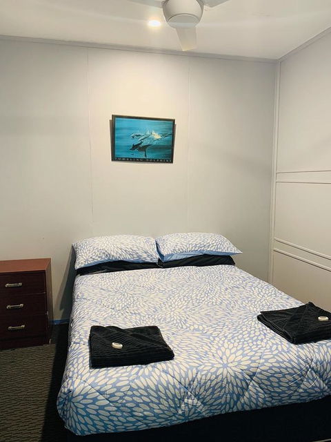 Shark Bay Cottages - E Caravan Parks 27