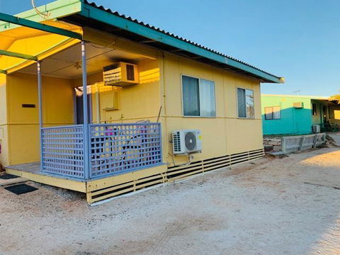 Shark Bay Cottages - E Caravan Parks 33