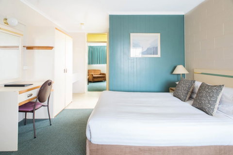 Comfort Inn Devonport - E Caravan Parks 18