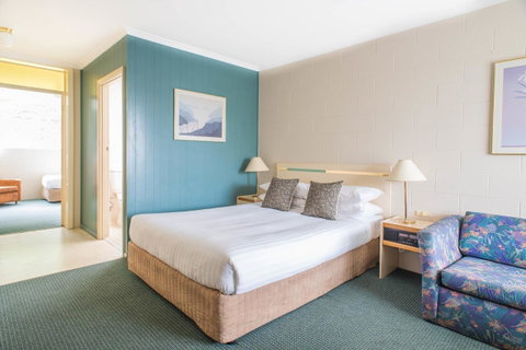 Comfort Inn Devonport - E Caravan Parks 33