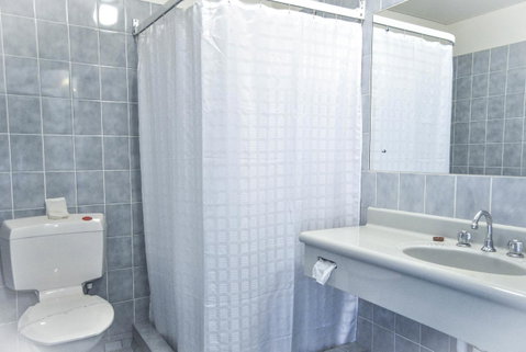 Comfort Inn Devonport - E Caravan Parks 42