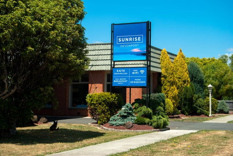 Comfort Inn Devonport - E Caravan Parks 25