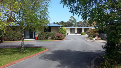 Strahan Retreat Holiday Park - E Caravan Parks 27