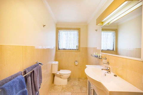 Queechy Motel - E Caravan Parks 37