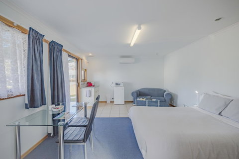 Queechy Motel - E Caravan Parks 5