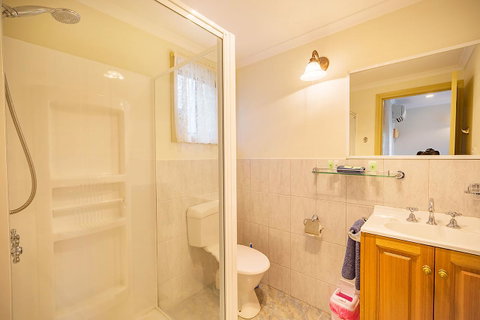 Queechy Motel - E Caravan Parks 31