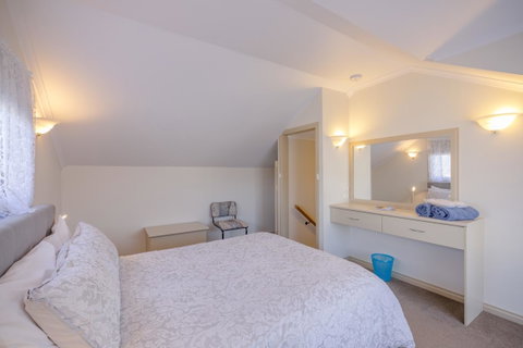 Queechy Motel - E Caravan Parks 22
