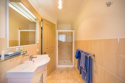 Queechy Motel - E Caravan Parks 36