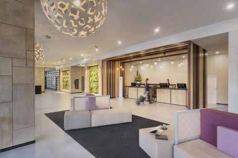 Ibis Styles Hobart - E Caravan Parks 13