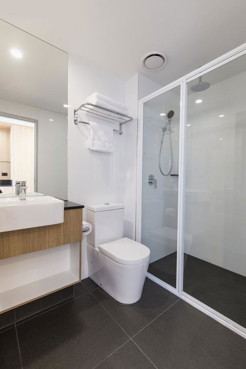 Ibis Styles Hobart - E Caravan Parks 11