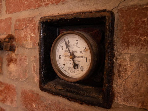 Stanley Hotel & Apartments - E Caravan Parks 6