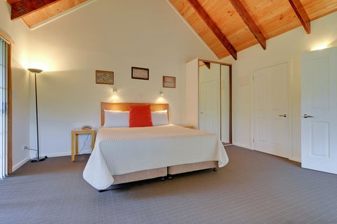 Aloft Boutique Accommodation - E Caravan Parks 15