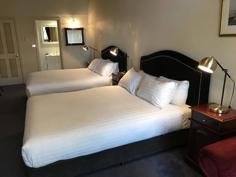The Macquarie Hobart - E Caravan Parks 40